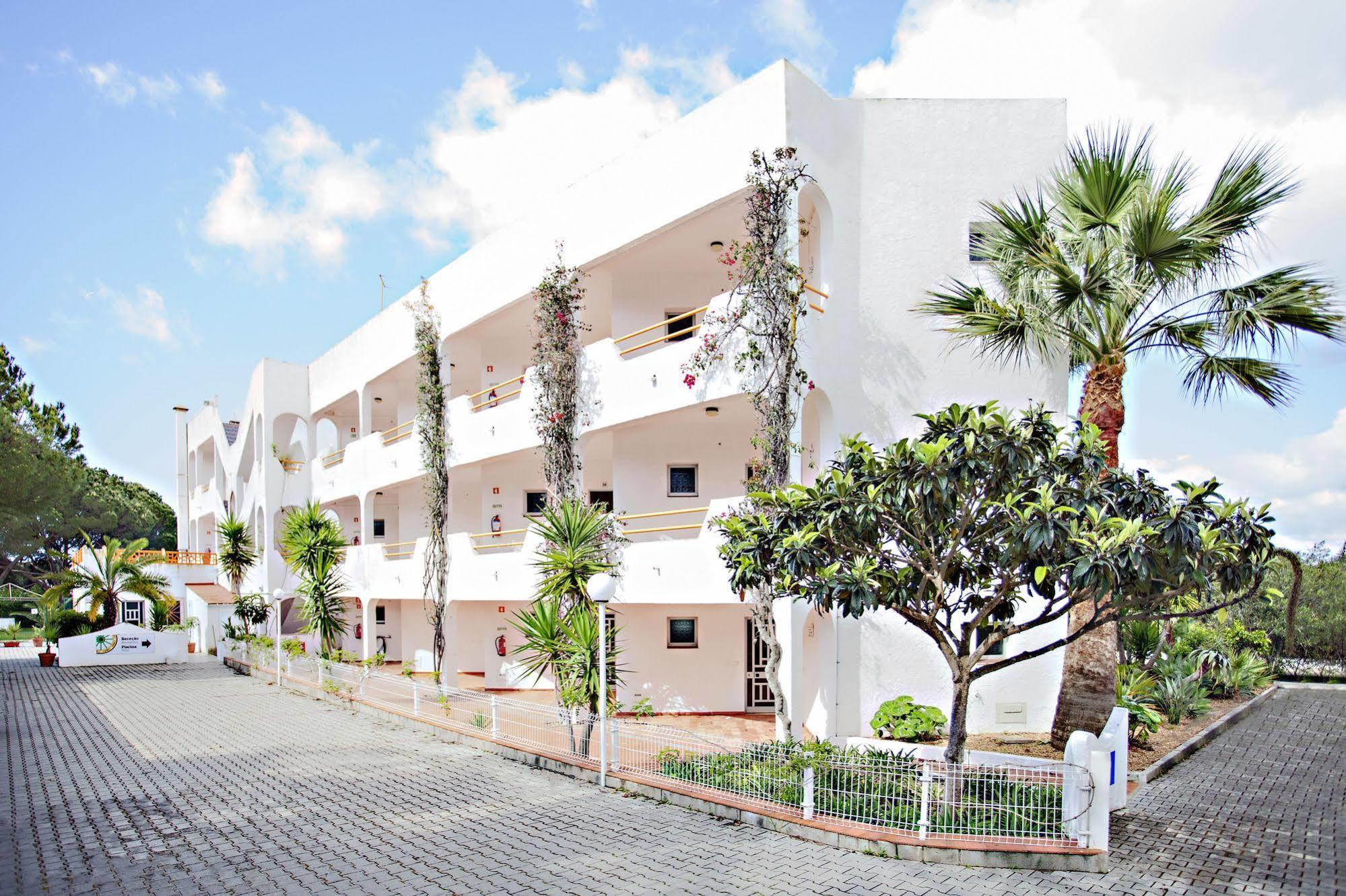Apartamentos Turisticos Gida By Umbral Quarteira Dış mekan fotoğraf