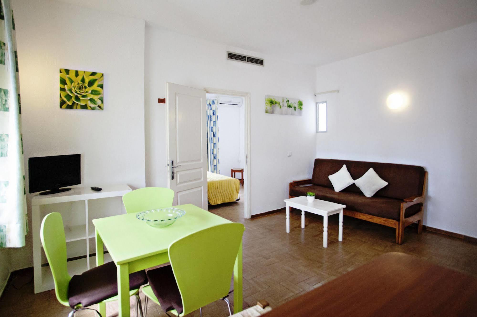 Apartamentos Turisticos Gida By Umbral Quarteira Dış mekan fotoğraf